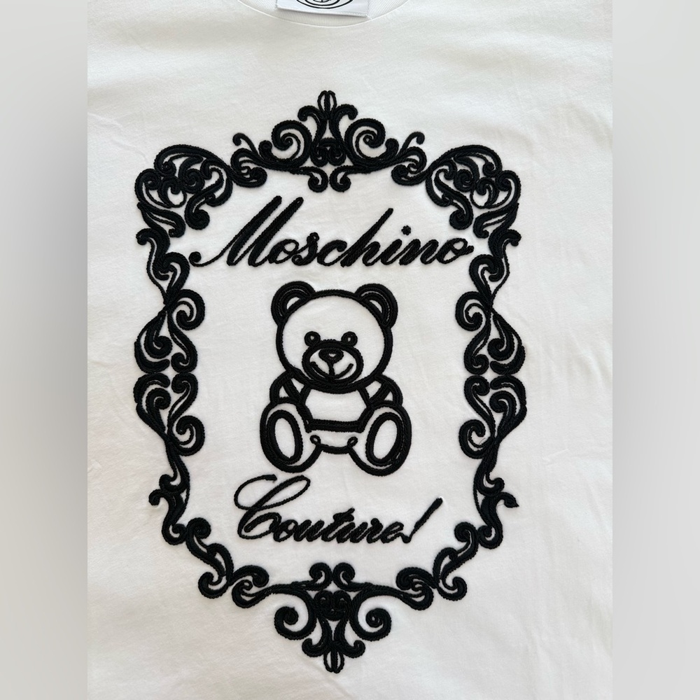 ✨ Moschino Couture Embroidered Teddy Bear T-Shirt | Made in Portugal Size S NWT - Picture 3 of 8